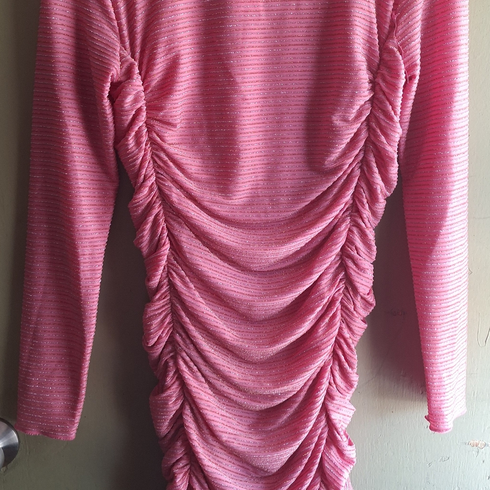 Ladies Pink Ruched Midi Dress - Picture 2 of 5
